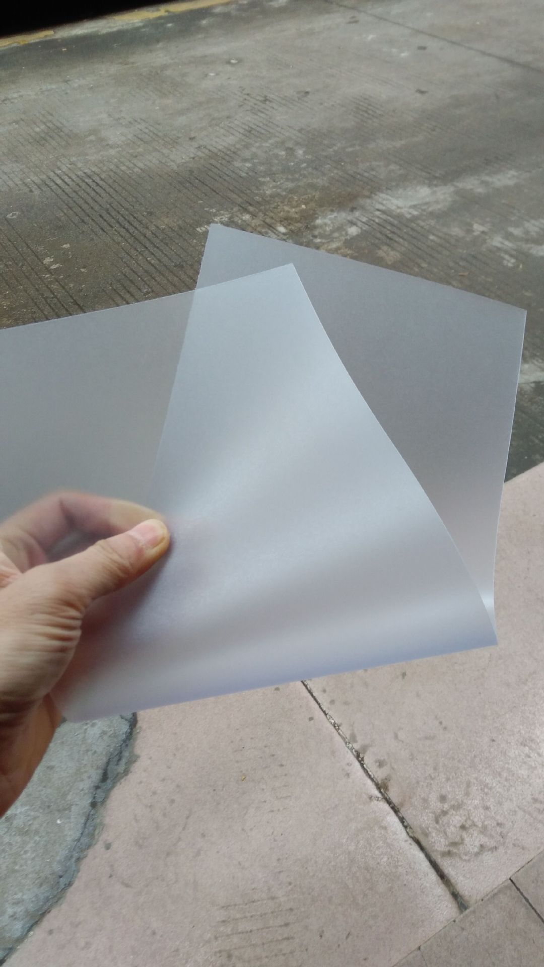 2-0.8mm 一面光面一面磨砂半透明pvc pvc细砂 0.25mm