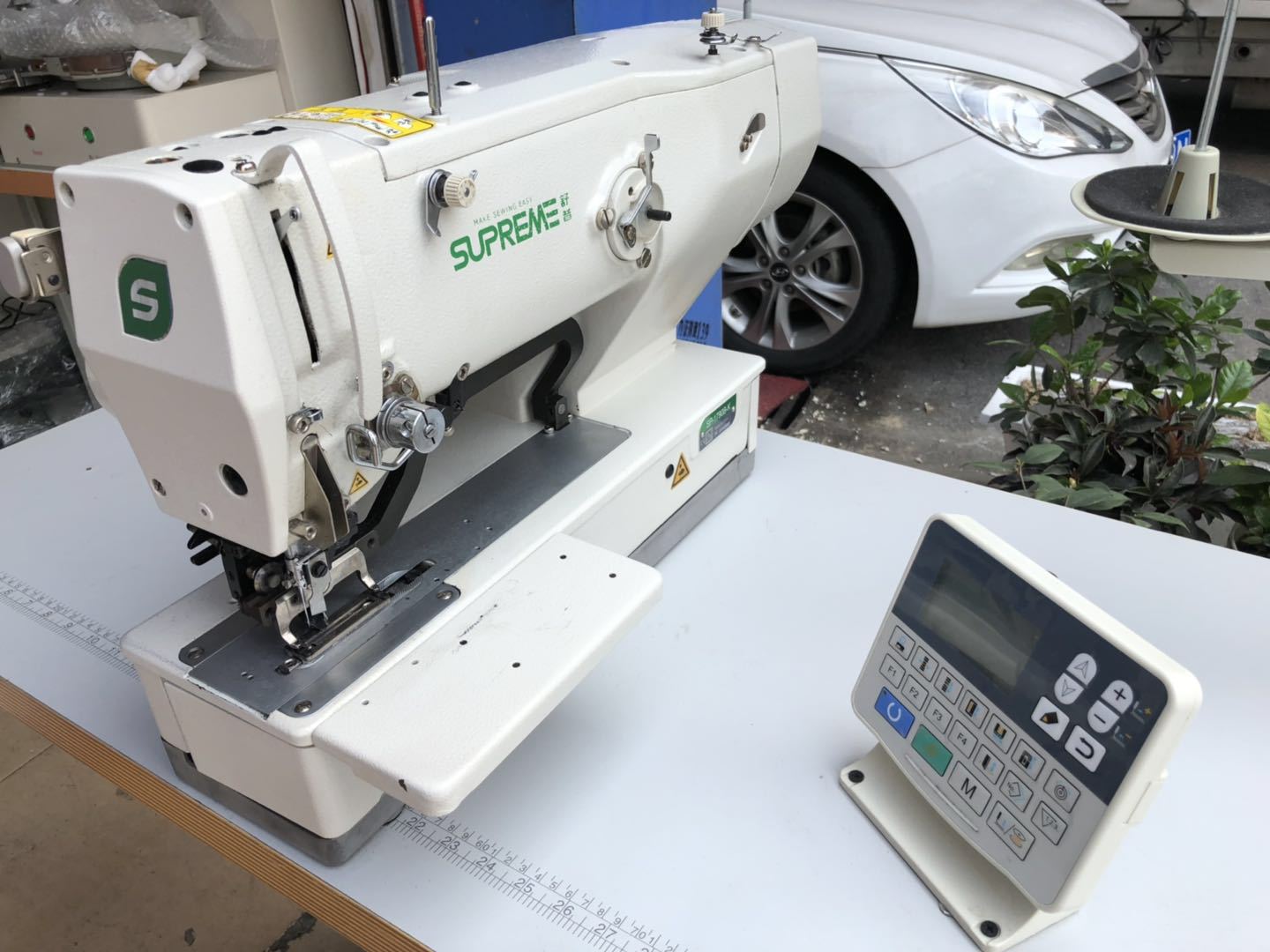 大量供应二手国产舒普直眼机 1790电脑直眼机 锁眼设备工业缝纫机