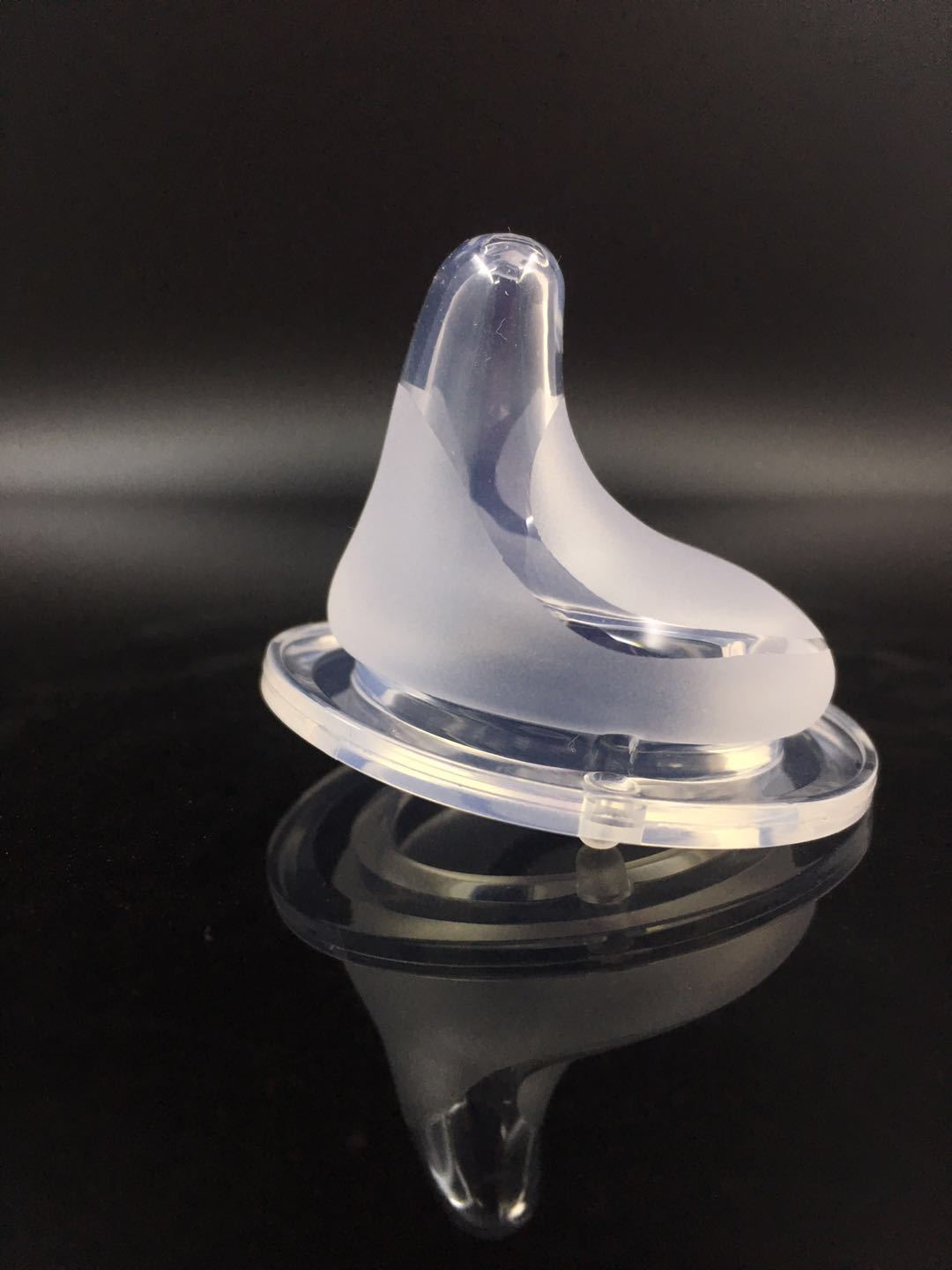 宽口奶瓶变鸭嘴水杯婴儿奶嘴鸭嘴饮水嘴宽口硅胶奶嘴通用奶瓶配件