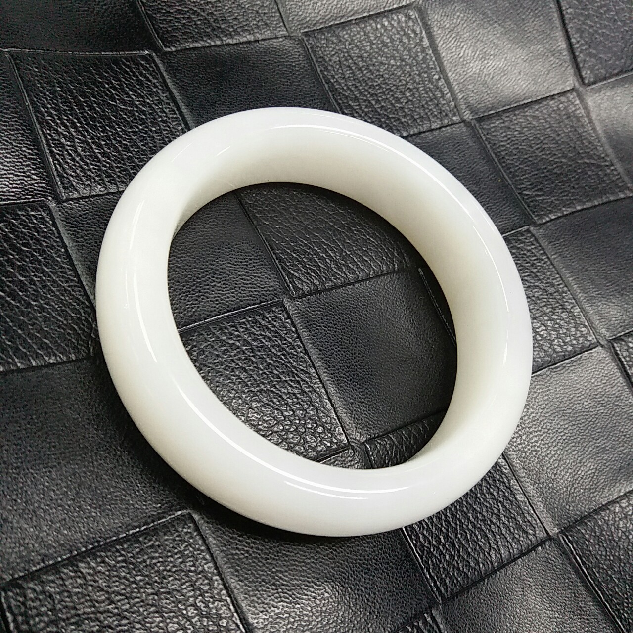 和田玉羊脂玉手镯青海料白玉手饰玉石手镯厂家带证书一件代发