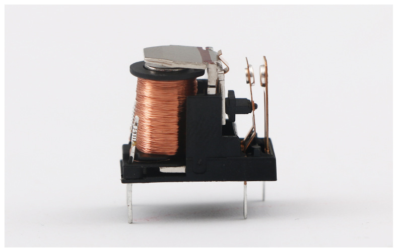 来图来样定制思克继电器 32f 小型电磁继电器 12v 四脚继电器