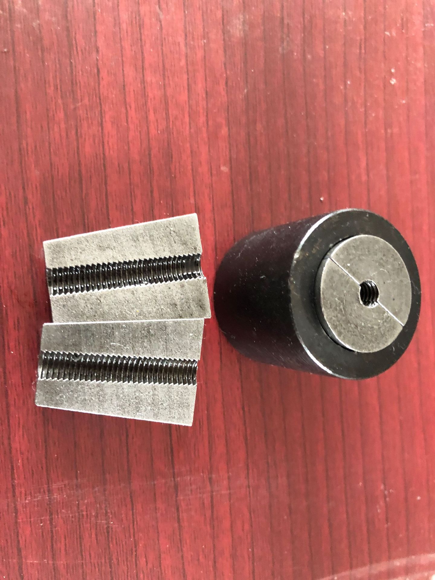 8 4.6 5单孔钢丝锚具