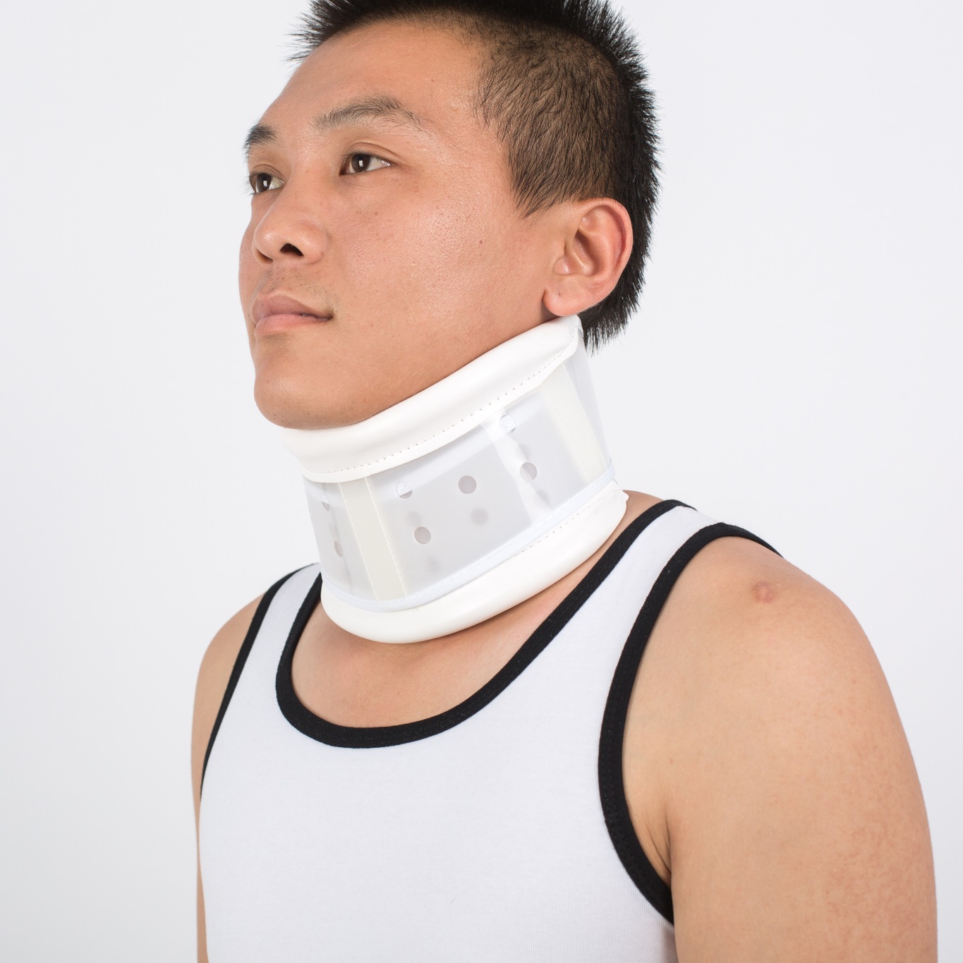 tj103颈托ii型塑料型硬式颈托急救颈托hardcervicalcollar