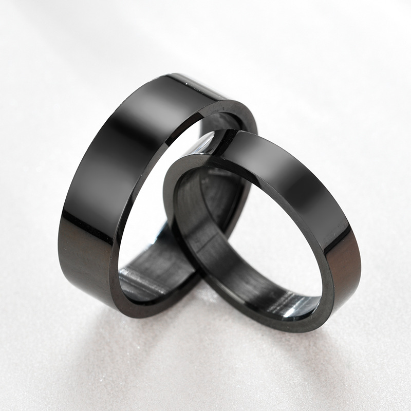 欧美简约时尚戒指 不锈钢光面戒指 黑色款光板情侣钛钢戒指