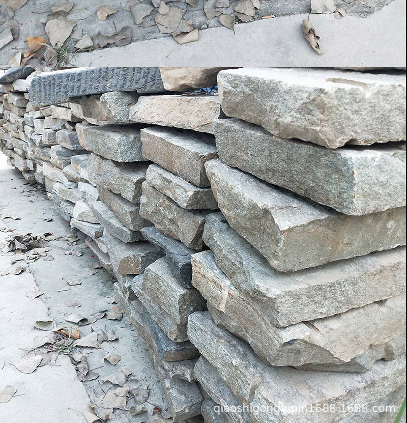 老石板铺路石仿古踏汀步石民间天然毛石旧石条公园草坪铺地石定制