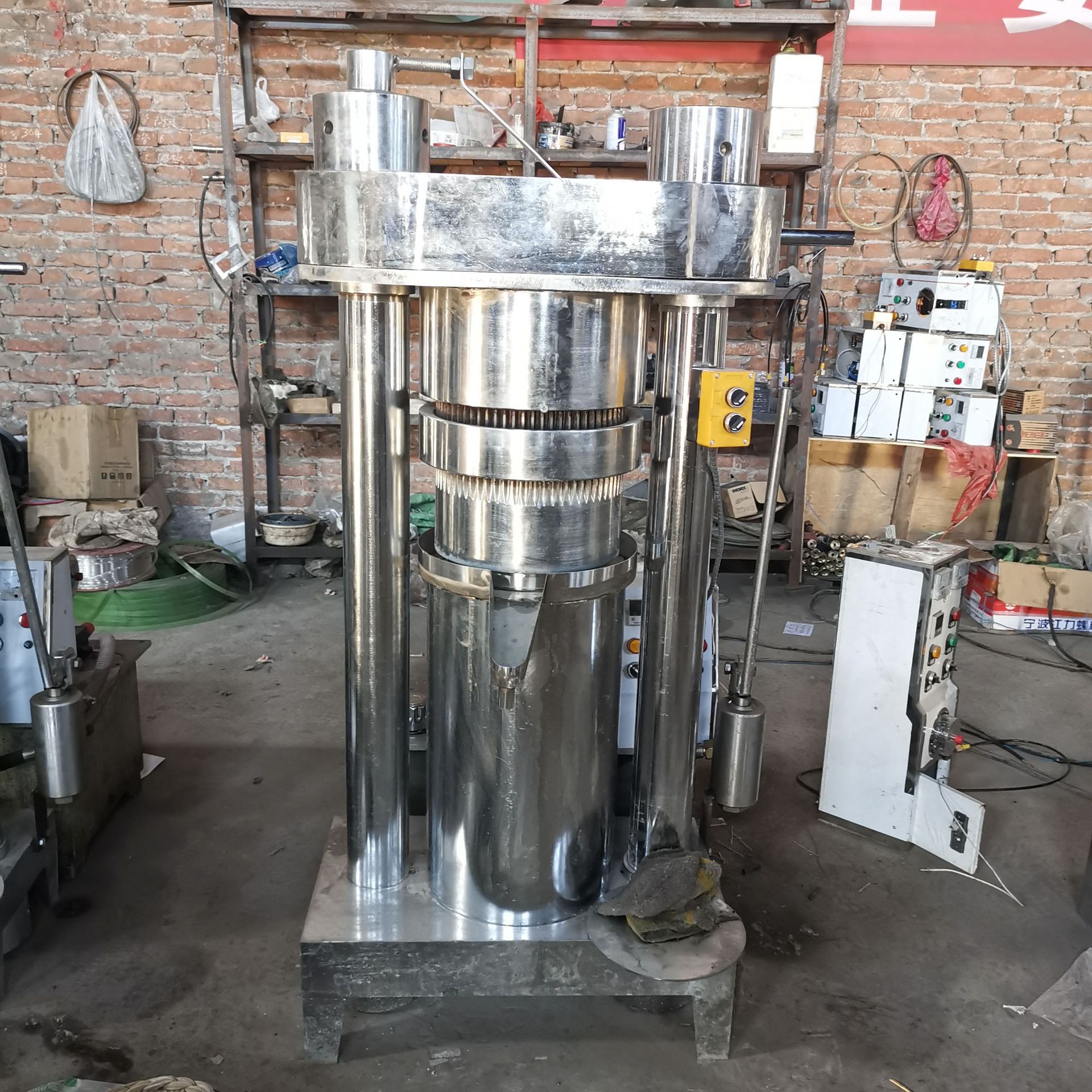 液压香油机厂家报价 芝麻香油机价格 180型4公斤液压香油机价格