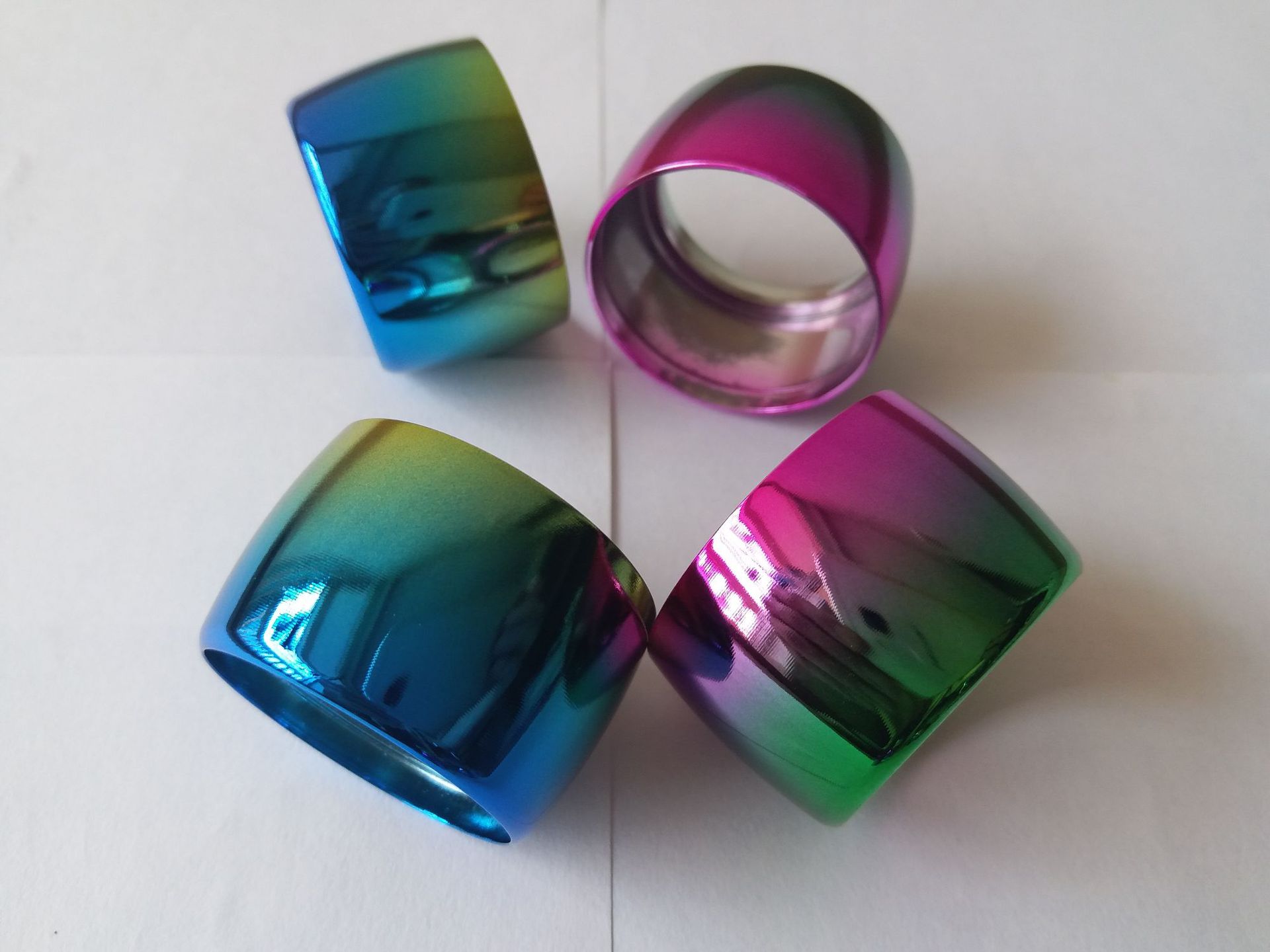 真空电镀,真空镀膜,真空uv,五金镀膜uv加工,金属镀膜uv