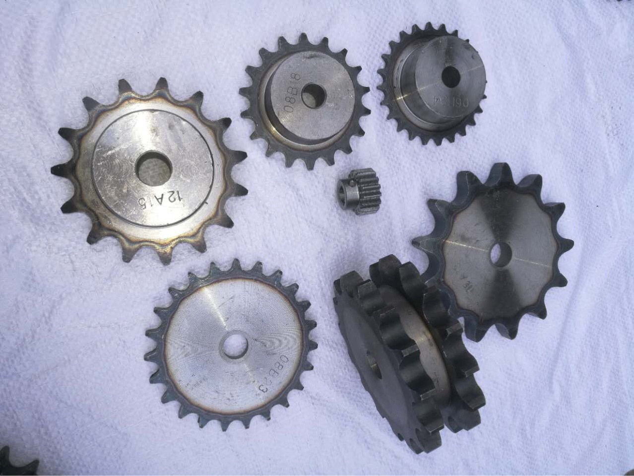 常贵备货,欧标,美标,日标,各种机械链轮齿轮