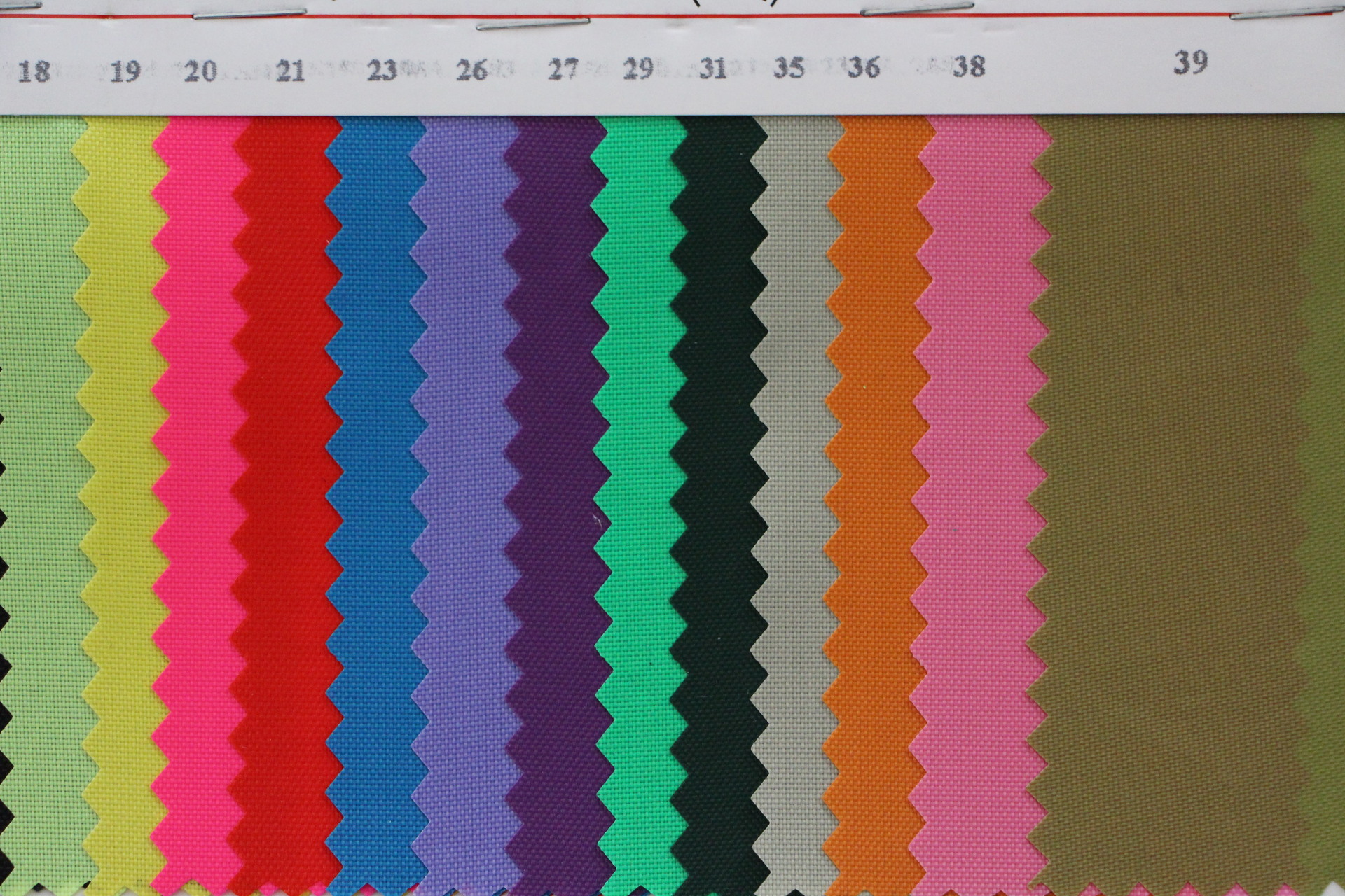 210d防泼水尼龙布料 116t pu pvc箱包面料 210d尼龙牛津布