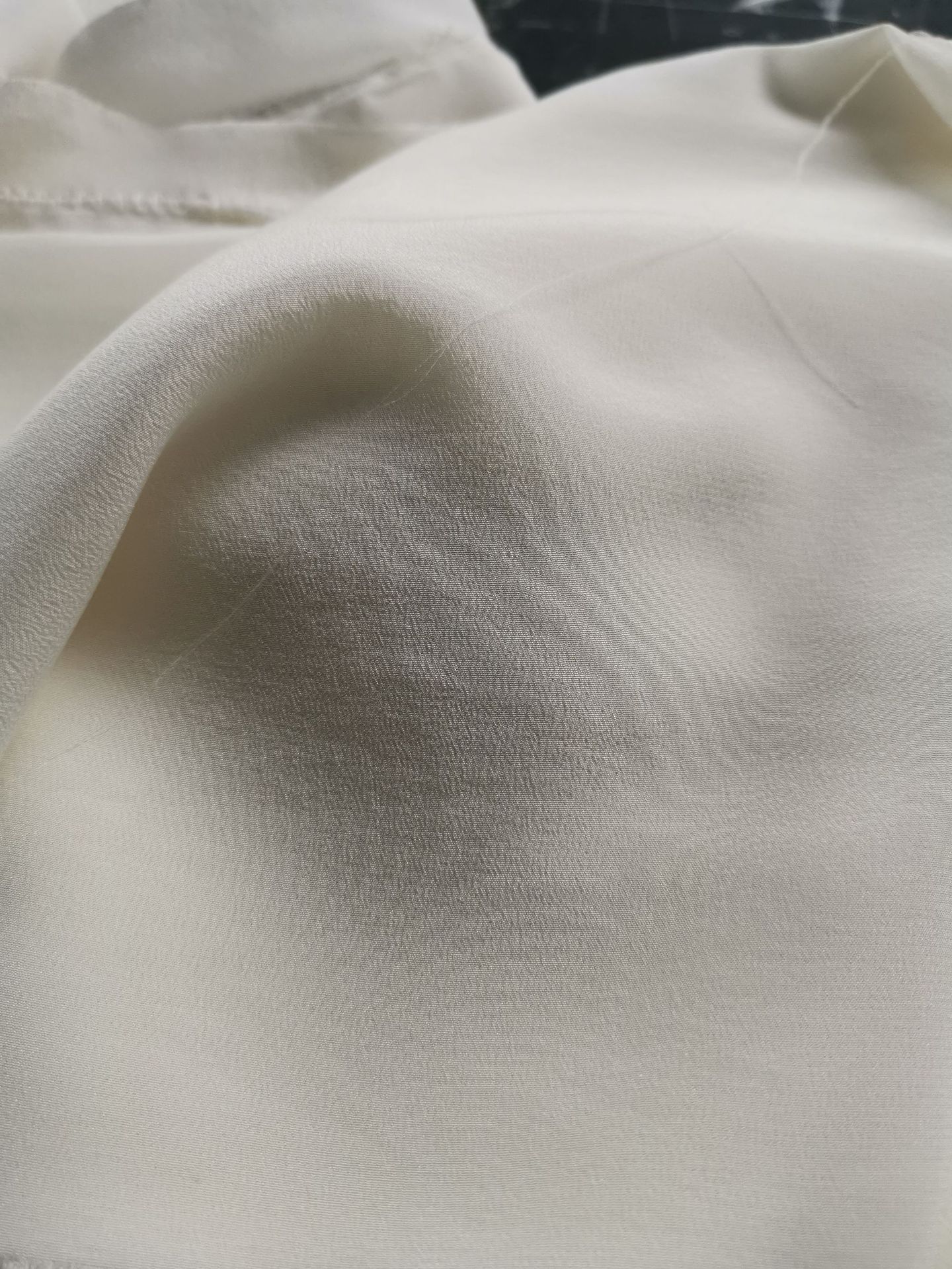 真丝双绉面料12~40姆米114-140门幅双绉邹白坯坯布真丝面料