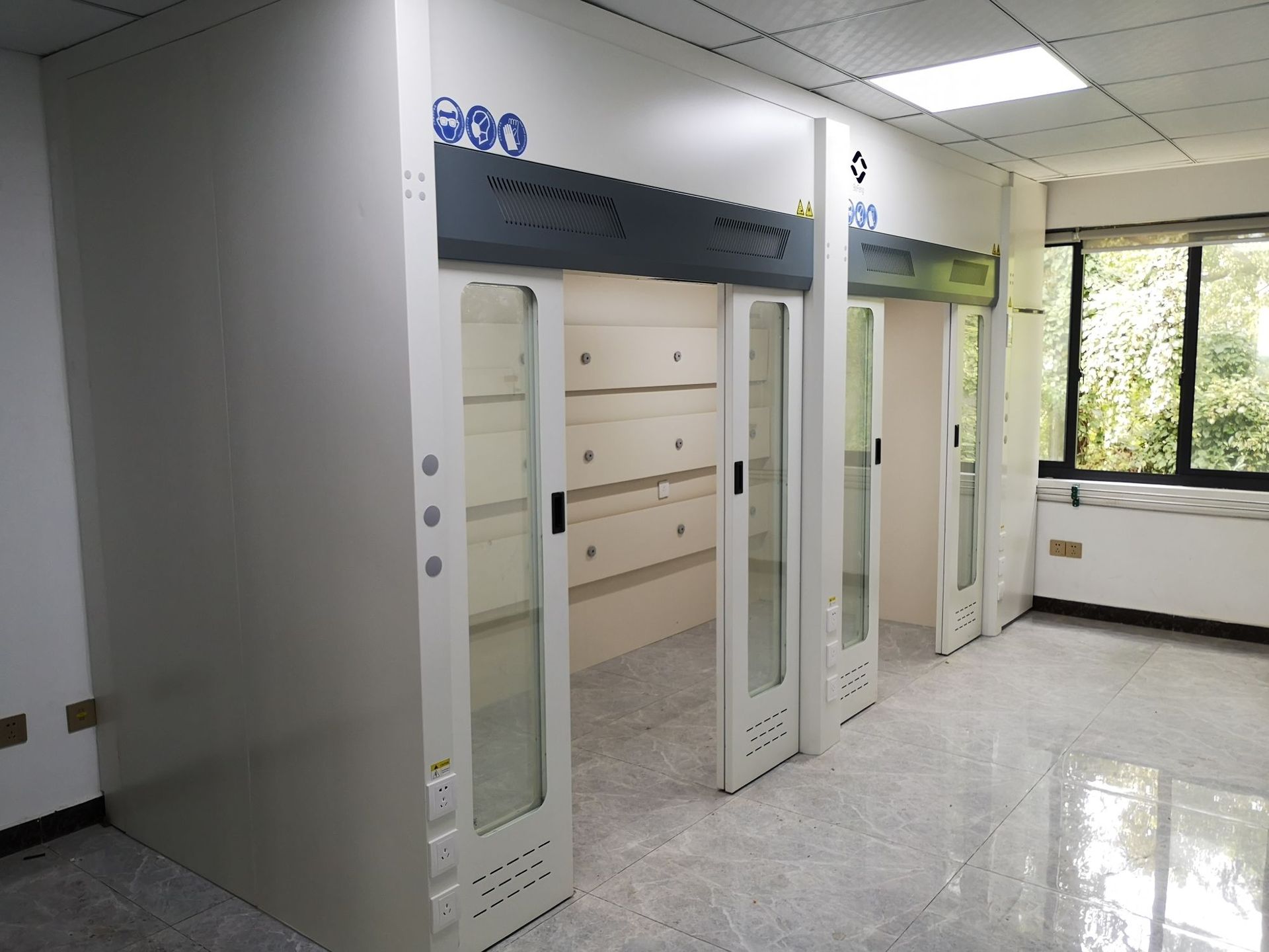 步入式联体通风橱_绍兴落地通风柜生产厂家_嘉兴湖州通风柜维修