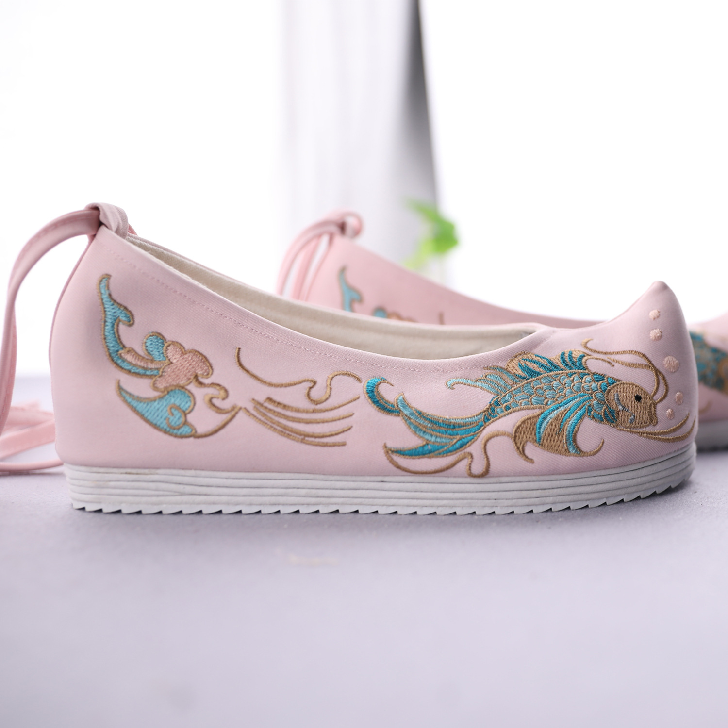 小鱼儿 古装绣花鞋配汉服鞋千层底内增高系带翘头履古风原创弓鞋