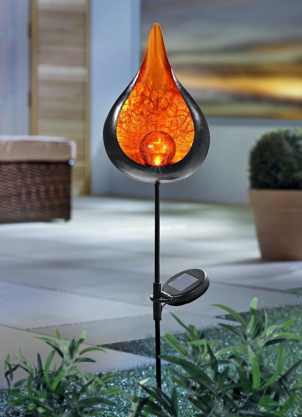 跨境热销太阳能火焰铁艺灯 户外花园草坪插件庭院装饰防水火焰灯