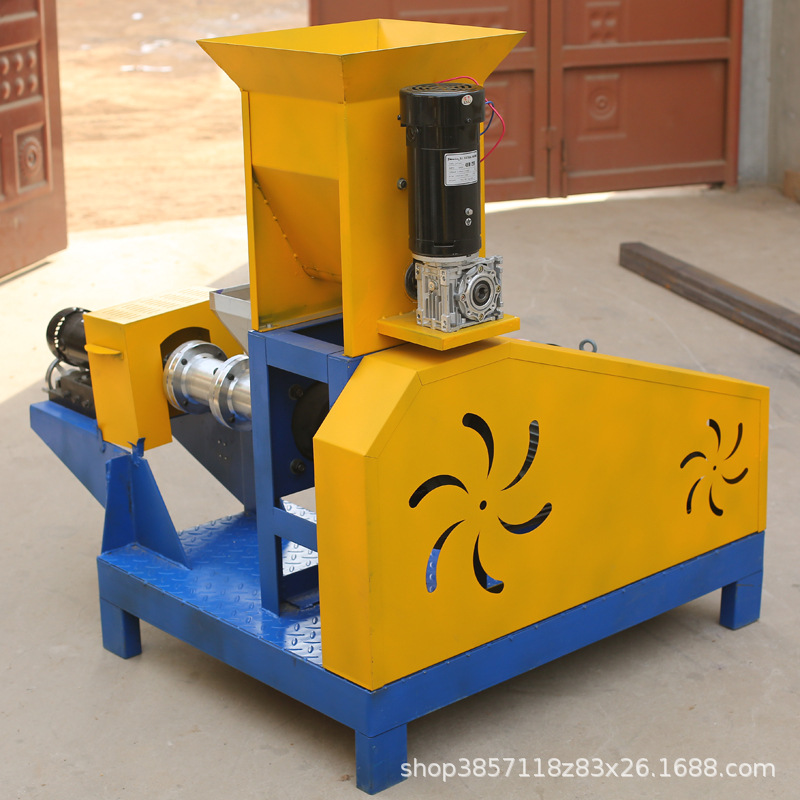 大型水产饲料膨化机 甲鱼饲料膨化机 小型多功能饲料膨化机图片