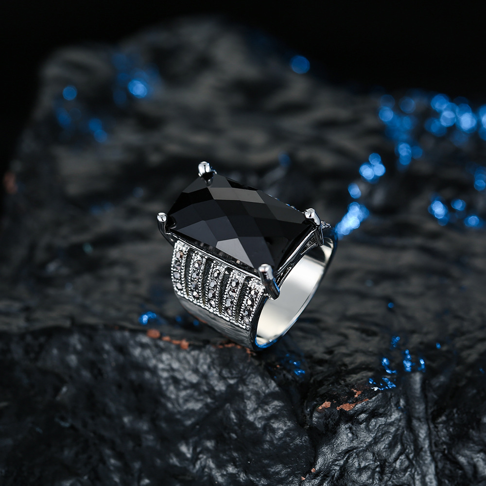 欧美时尚原单 复古个性镶钻镶黑色方形宝石戒指 高档精品手饰批发