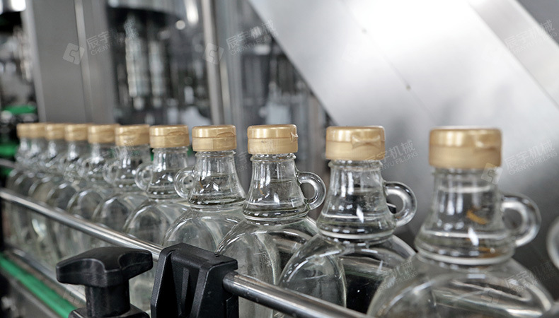 厂家供应全自动白酒灌装机 白酒灌装生产线 黄酒生产设备厂家