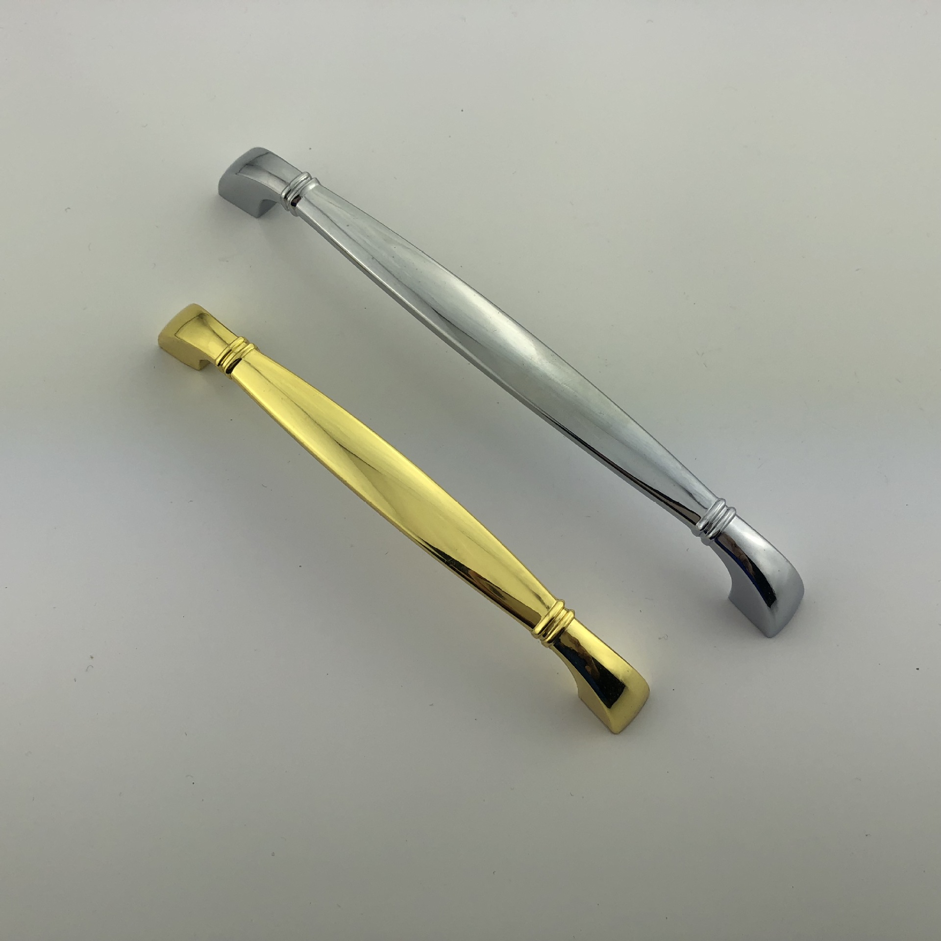 厂家供应锌合金拉手丨家具拉手丨锌合金门把手丨可来样加工定做