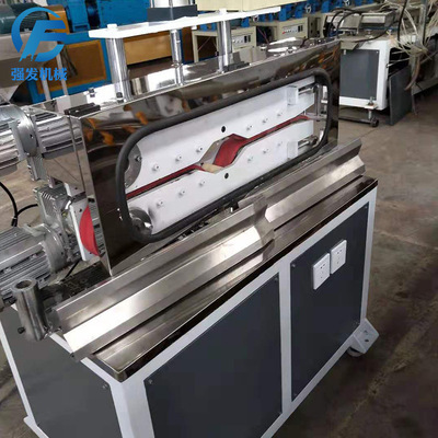 厂家供应小型pe塑料皮带牵引机 塑料管材型材挤出皮带牵引机