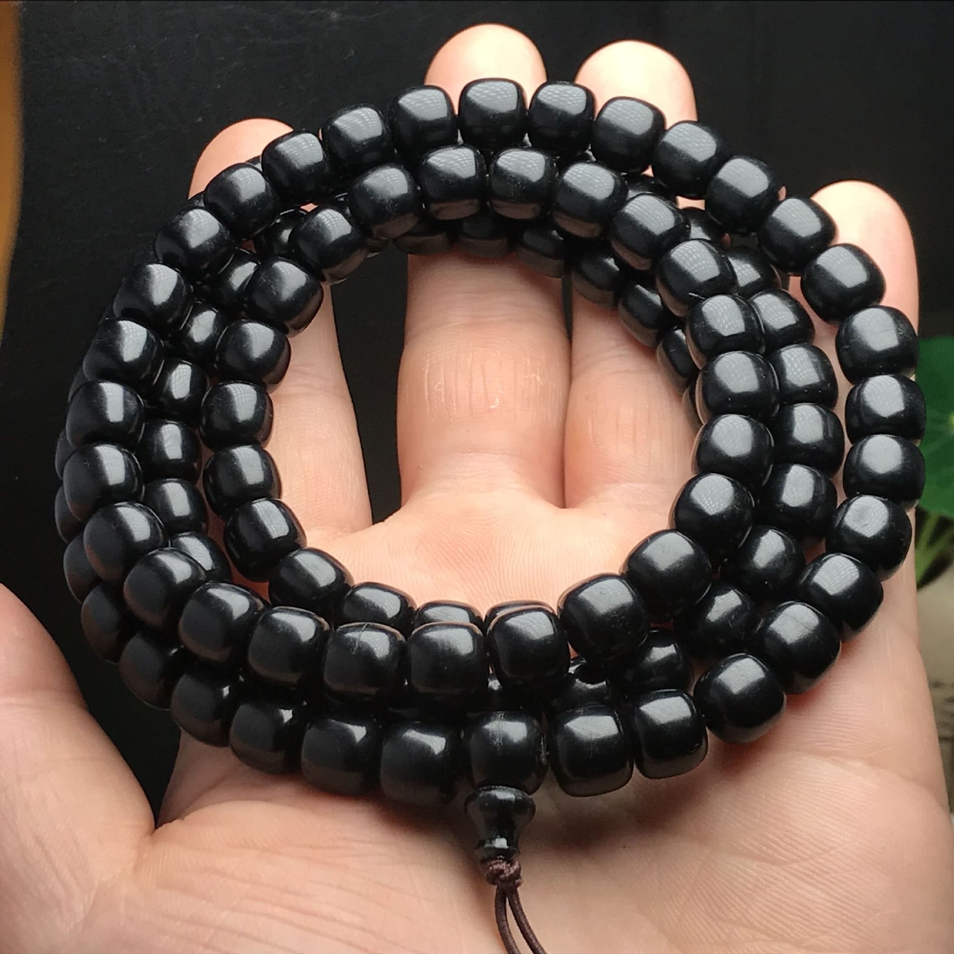 厂家批发可可西里黑牛角正桶珠108颗水牛角圆珠素珠批发