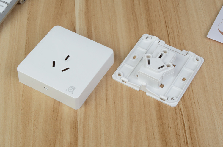 86型明装墙壁开关插座pc阻燃材料纯铜件一二三开单双控五孔插座