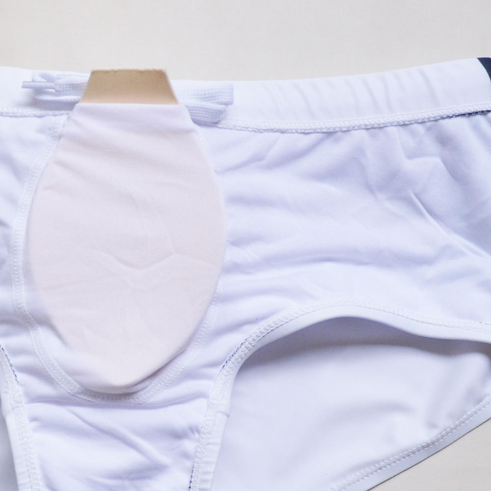 uxh男士新款时尚肌肉男吊环印花平角泳裤 带罩杯显大白色平角泳裤