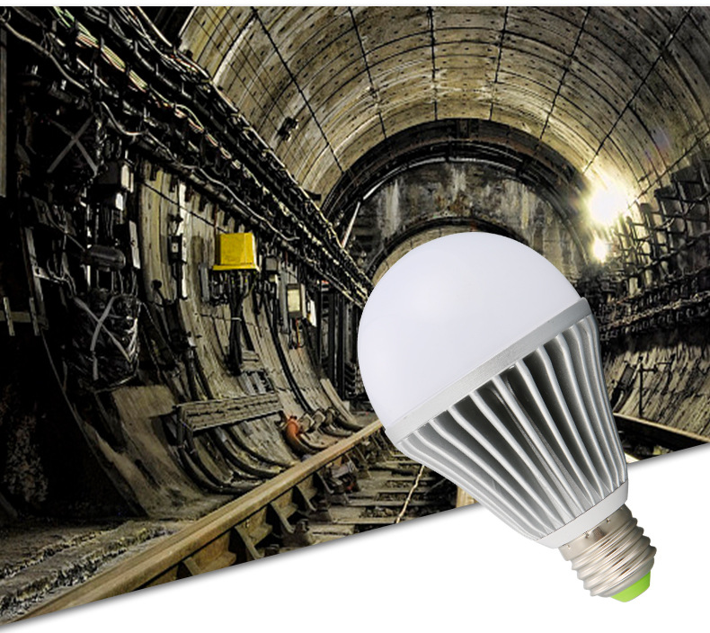 造船施工矿井隧道长时间照明低压高亮压铸防水36v127v led球泡灯
