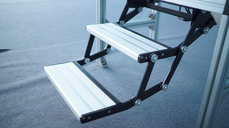 汽车电动踏板 房车机械下旋二级踏步450a 适用房车商务车