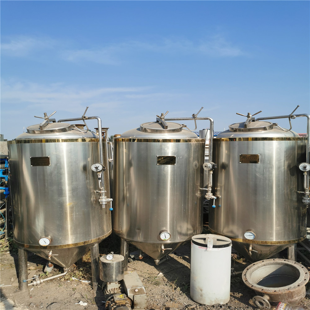 出售九成新啤酒发酵罐啤酒发酵罐10-50l啤酒发酵罐一拖5