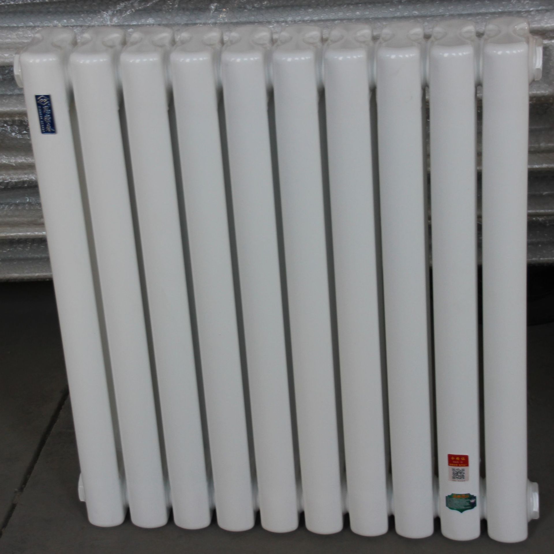 厂家批发钢二柱5025/6030暖气片散热器工程家用集中供暖 量大优惠