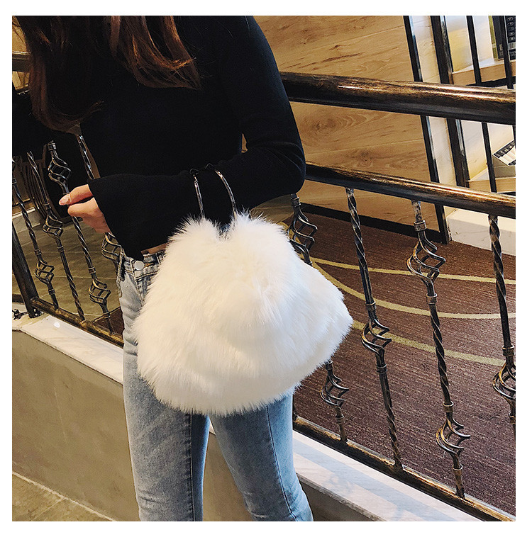 Fur Bag Women's 2023 Winter New Fur Bag Simple Crossbody Fashion Chic Variety Ring Hand-Carrying Big Bag