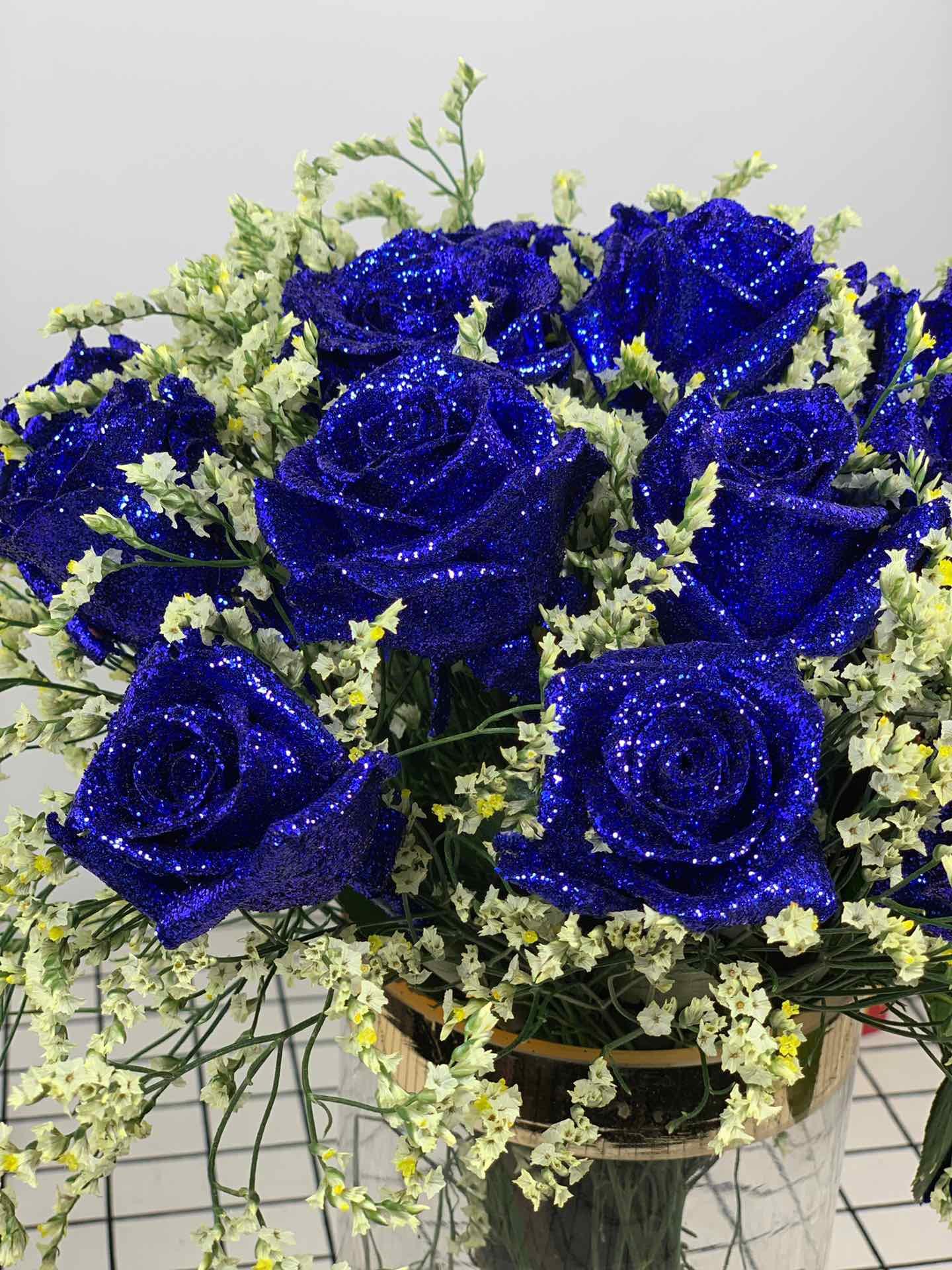 云南昆明厂家直发蓝色妖姬玫瑰干花情人节婚庆手捧干花束鲜花批发