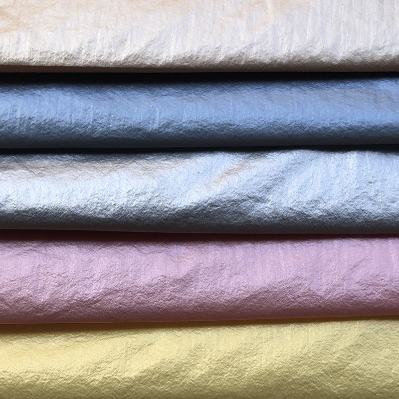 羽绒服面料 锦纶幻彩尼龙布 金属绉户外防晒服秋冬羽绒服棉服面料