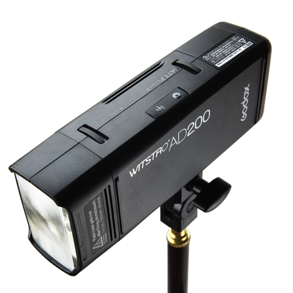 godox神牛ad200pro外拍闪光灯锂电池便携式相机高速ttl口袋摄影灯