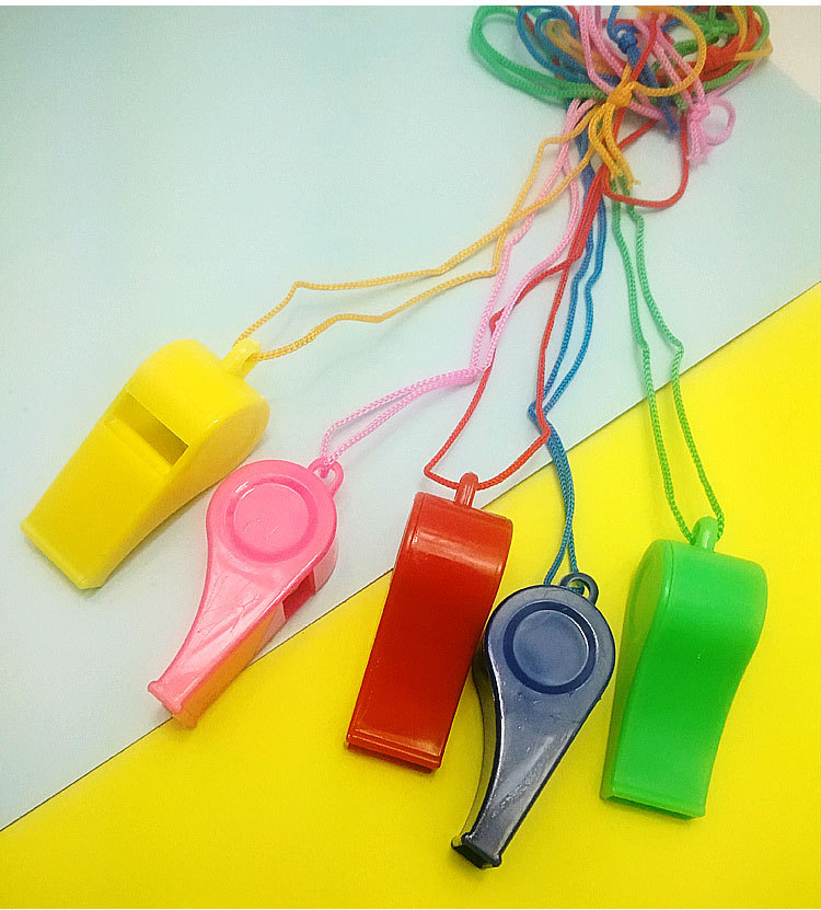 绳子塑料口哨助威加油哨子球迷裁判小口哨义乌儿童玩具礼品赠品