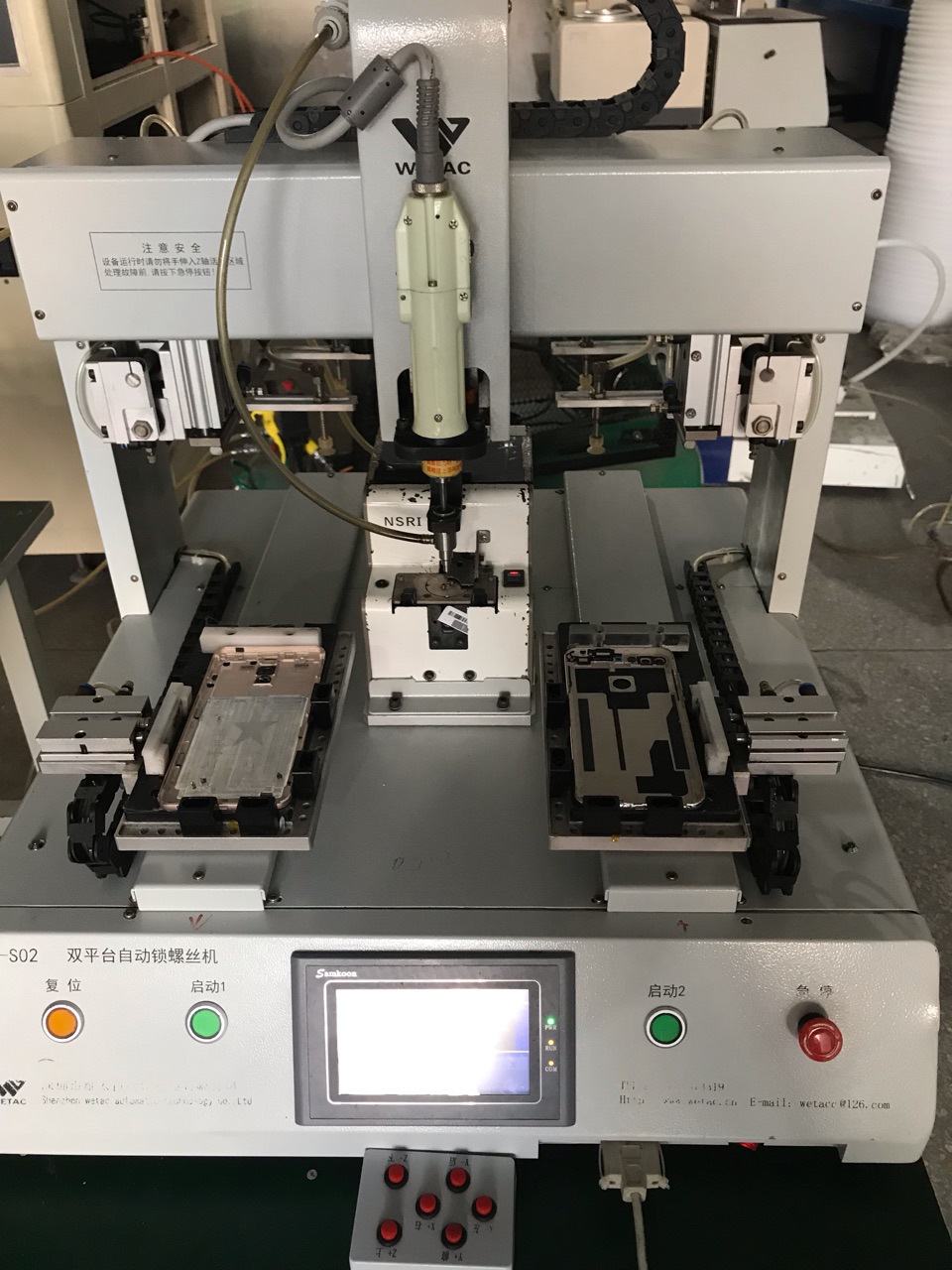 二手全自动三轴双平台螺丝机自动打螺丝机适用m1的螺丝带机械手