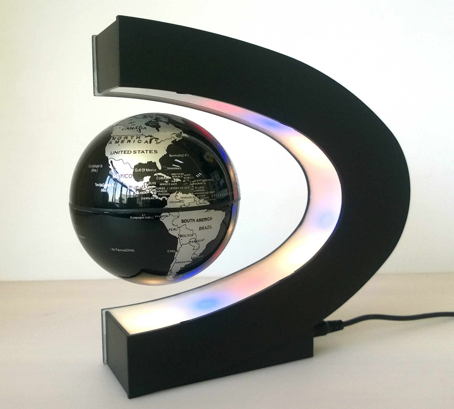 led发光磁悬浮球 摆件家居灯实用工艺品礼品厂家直销