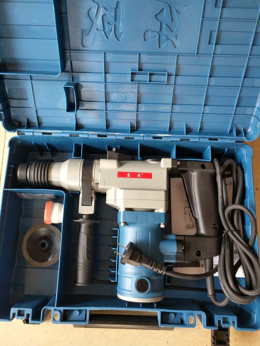 东成28电锤大功率电镐 双用多能能冲击钻960w经用耐用 电动工具