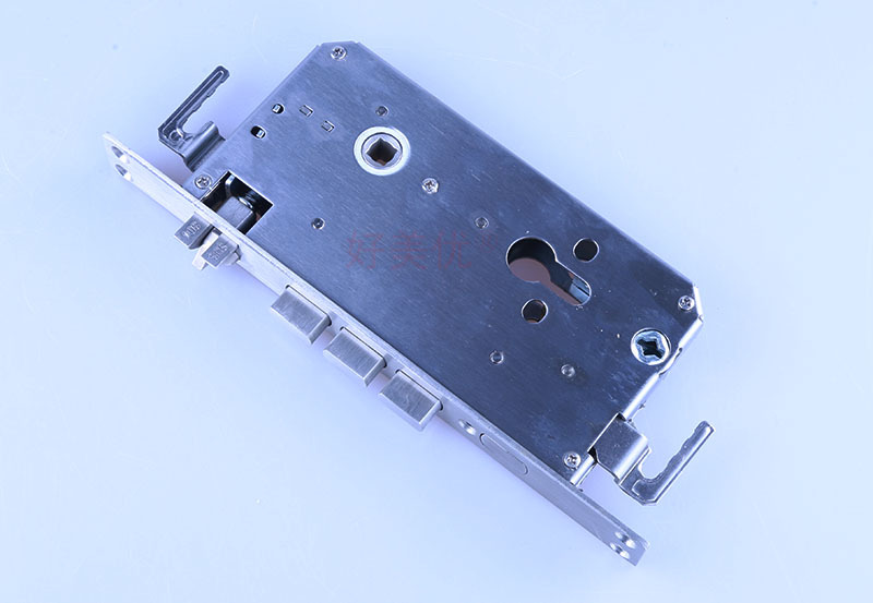 功能:正规大门锁锁体,衬板304不锈钢,舌头:304不锈钢.可根据要求定制.