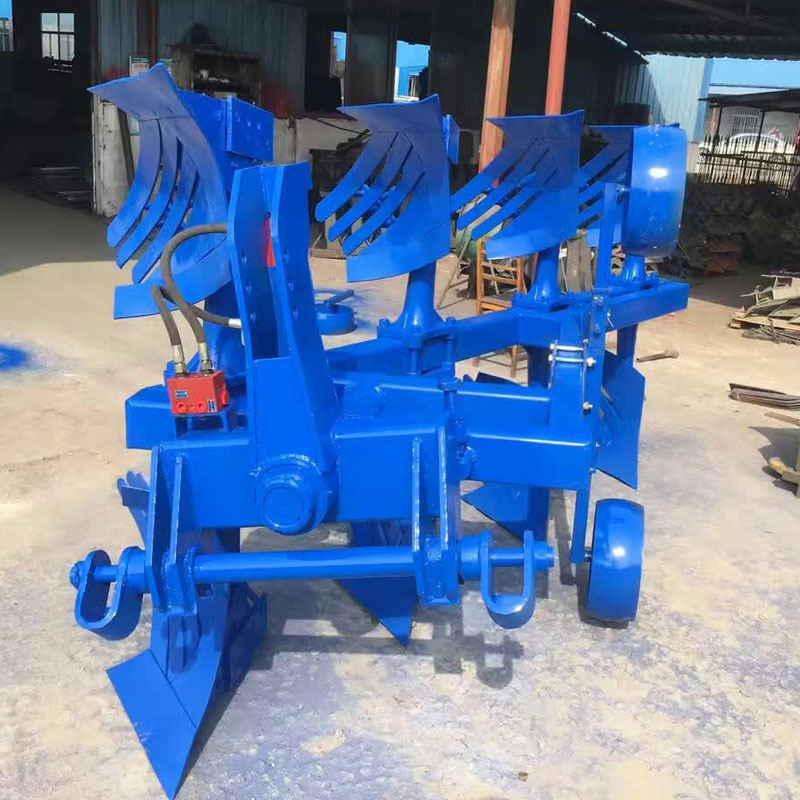 双铧翻转犁