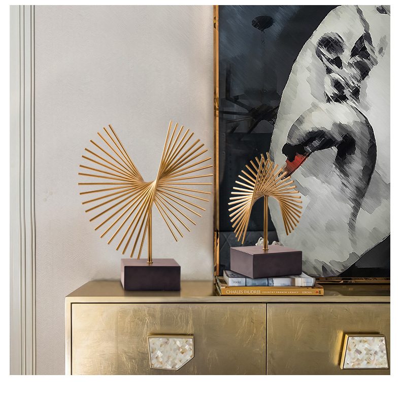 欧式客厅摆件飞鹰工艺品创意铁艺电视柜家居装饰品北欧轻奢摆饰