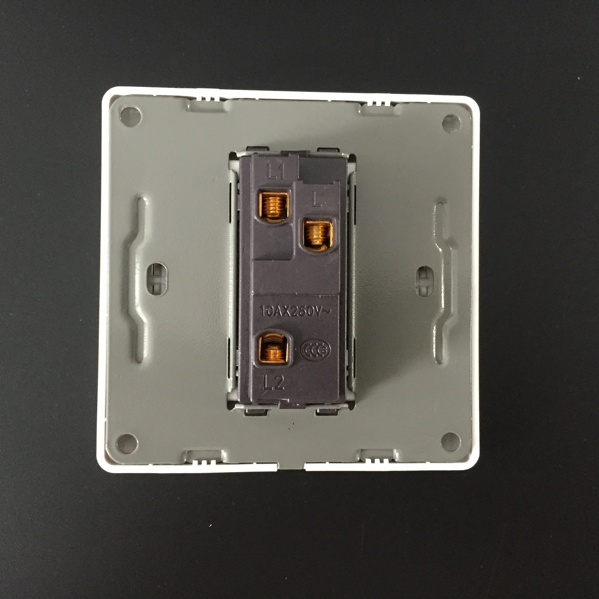 晨凯越a50 暗装墙壁开关插座一开双控开关大板开关插座面板86型