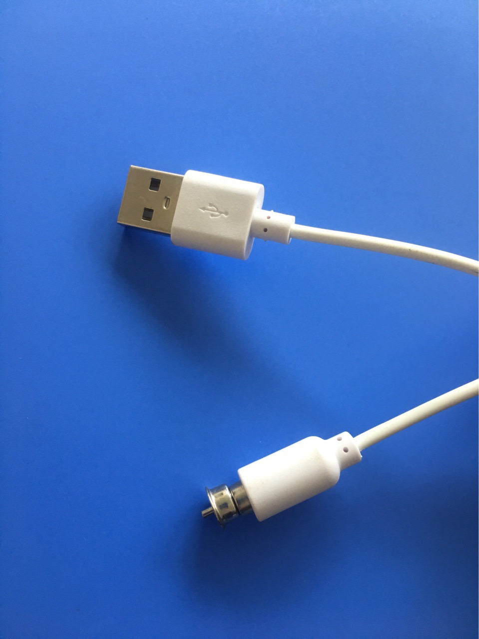 成人用品磁吸充电线智能玩具榨汁机磁吸充电线电子手表磁吸充电线