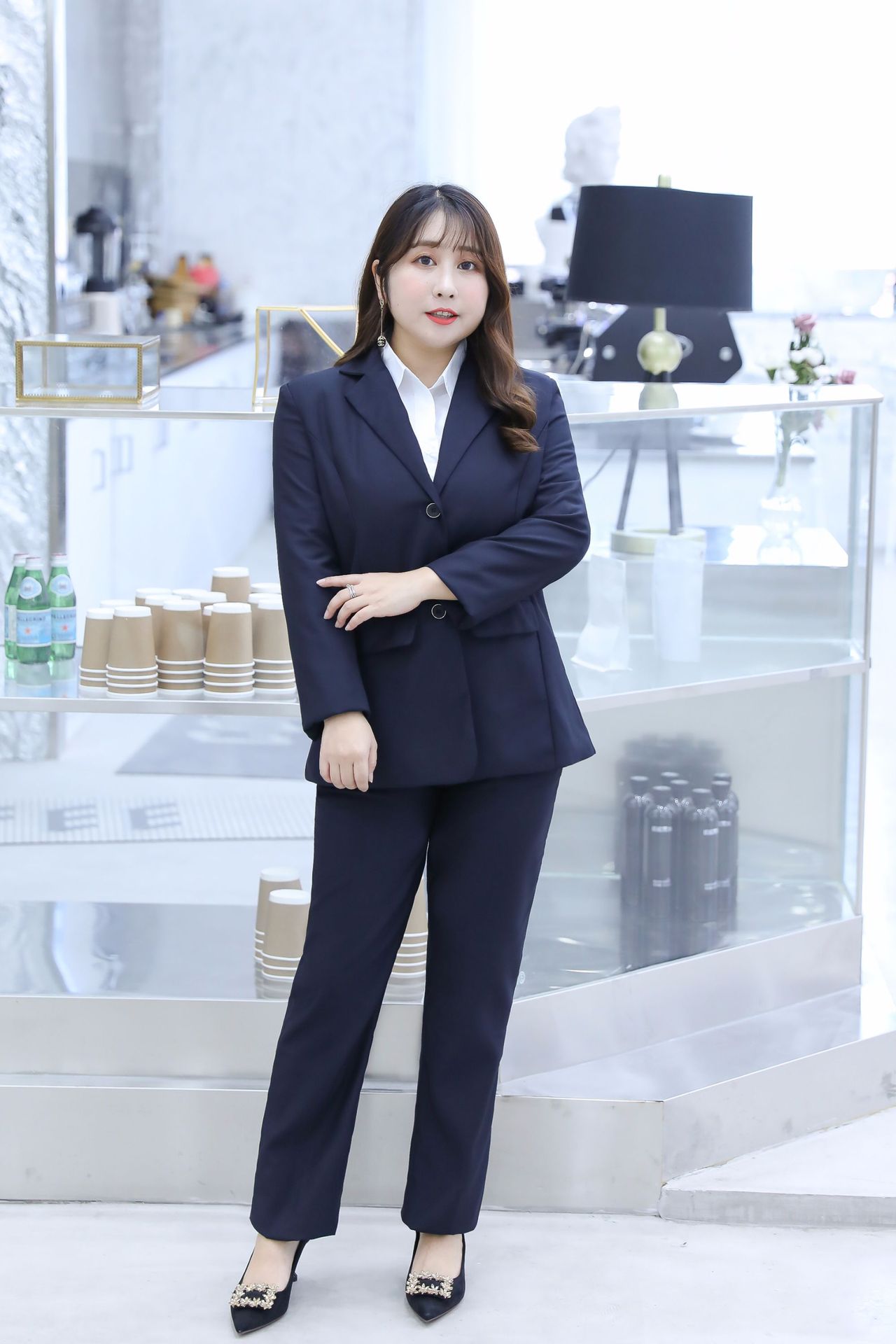 特大码职业装西装正装200斤胖mm西服外套小西服加肥加大女ol上衣