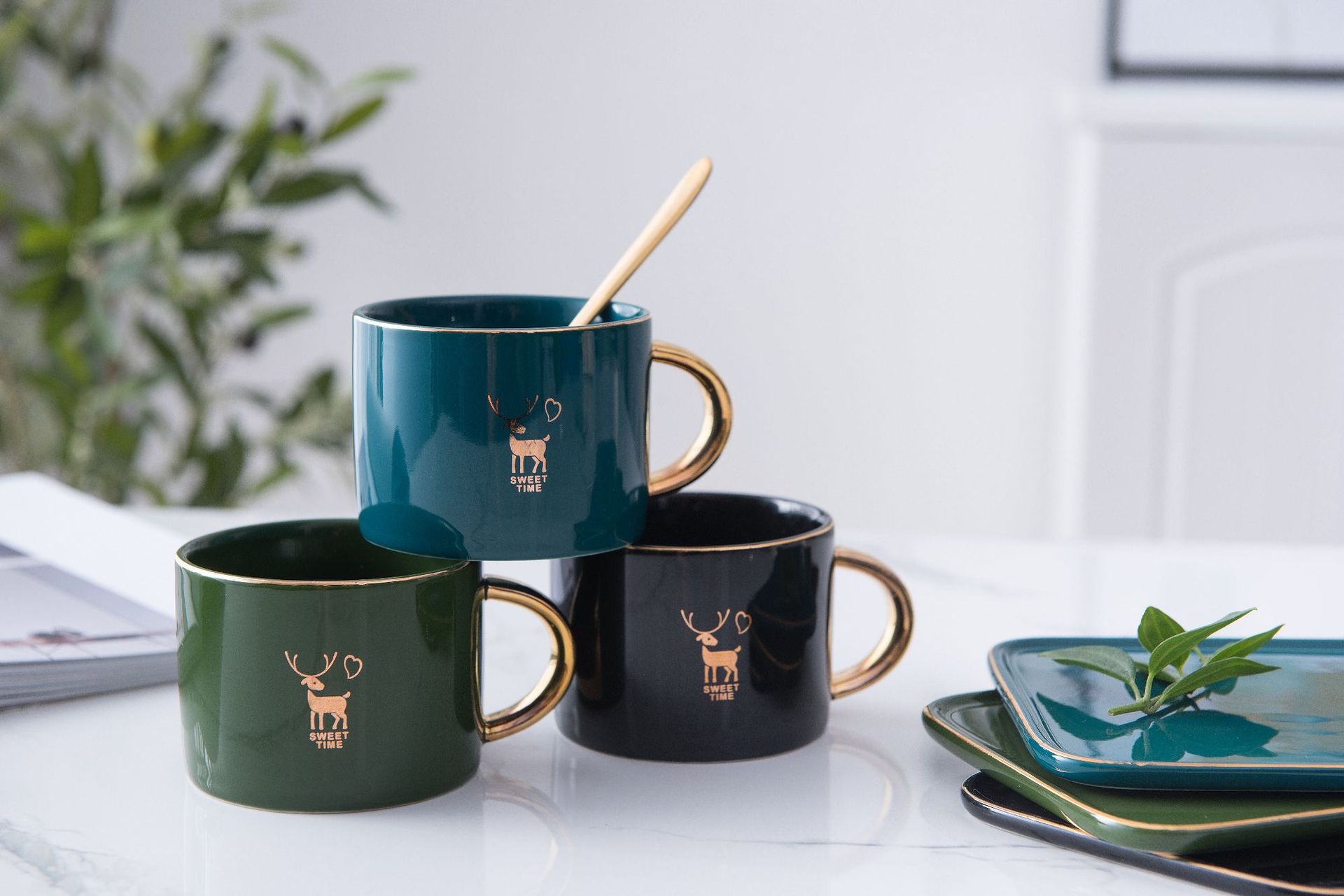 北欧风轻奢色釉陶瓷咖啡杯套装金边托盘带勺下午茶杯碟