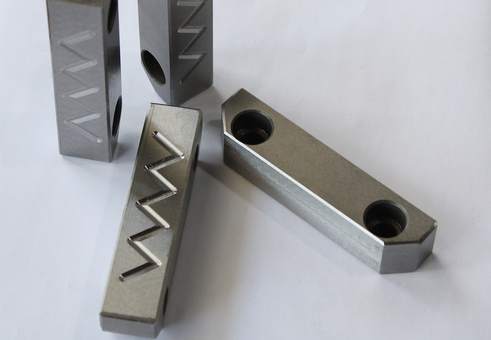 加硬滑块模具压条导轨 耐磨块导向槽 多规格可定制注塑料模用附件