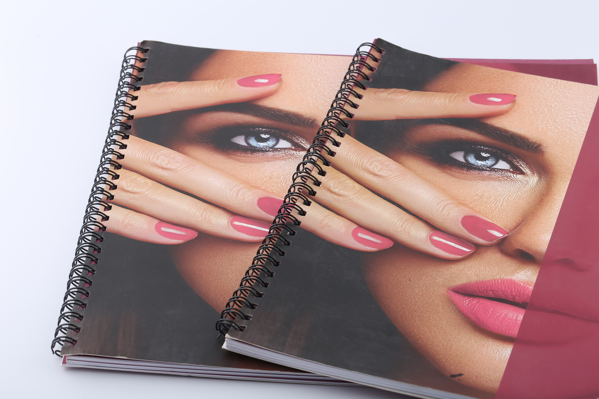 厂家直销印刷订制铁丝圈装画册样本宣传产品展示效果更佳画册印刷