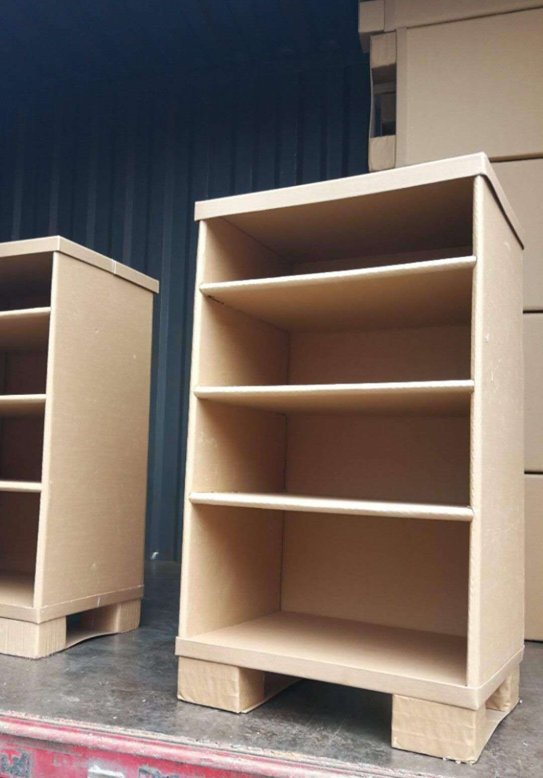 蜂窝纸板展示架1