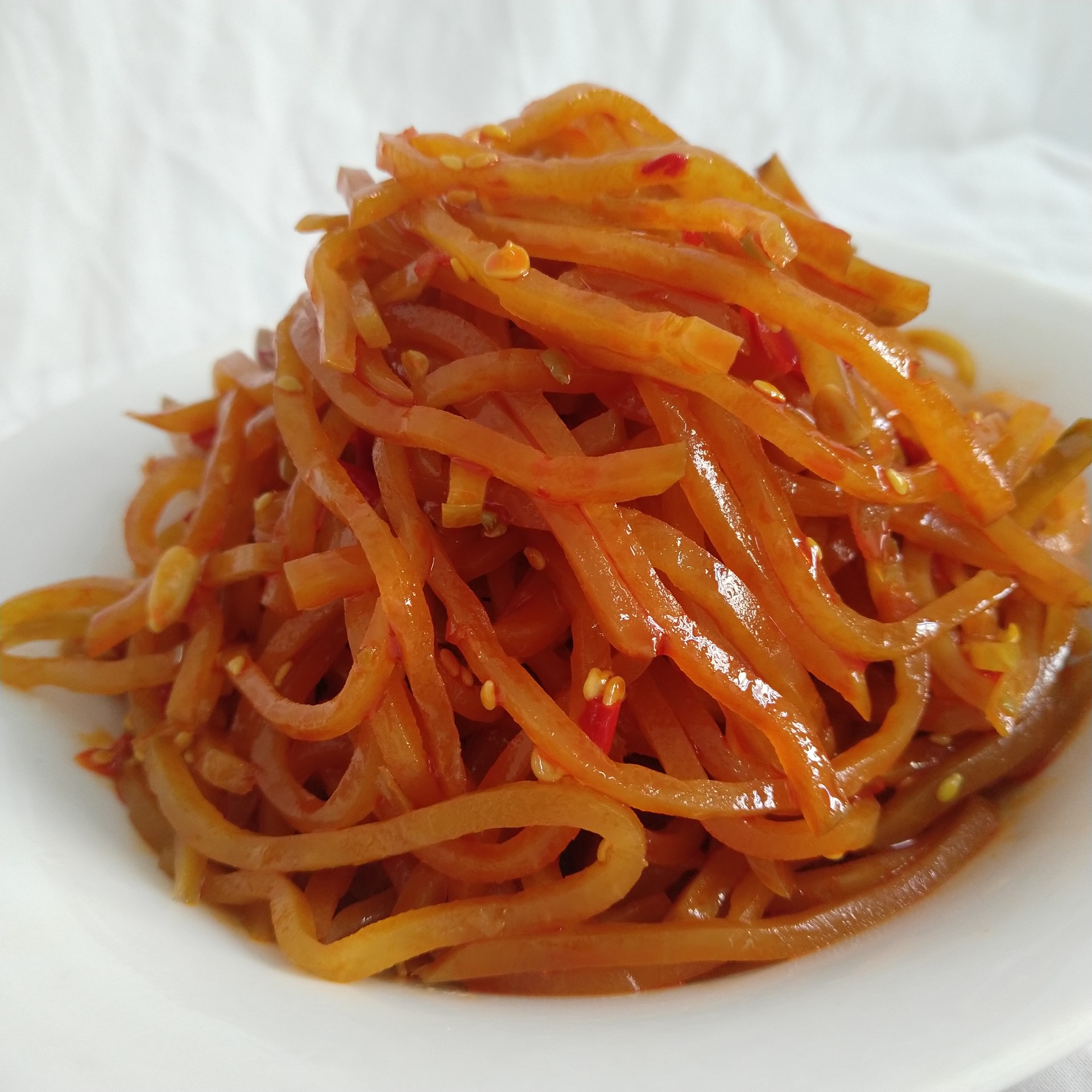 散装琥珀金丝咸菜整箱净重9斤 红油疙瘩丝大头菜丝麻辣腌菜