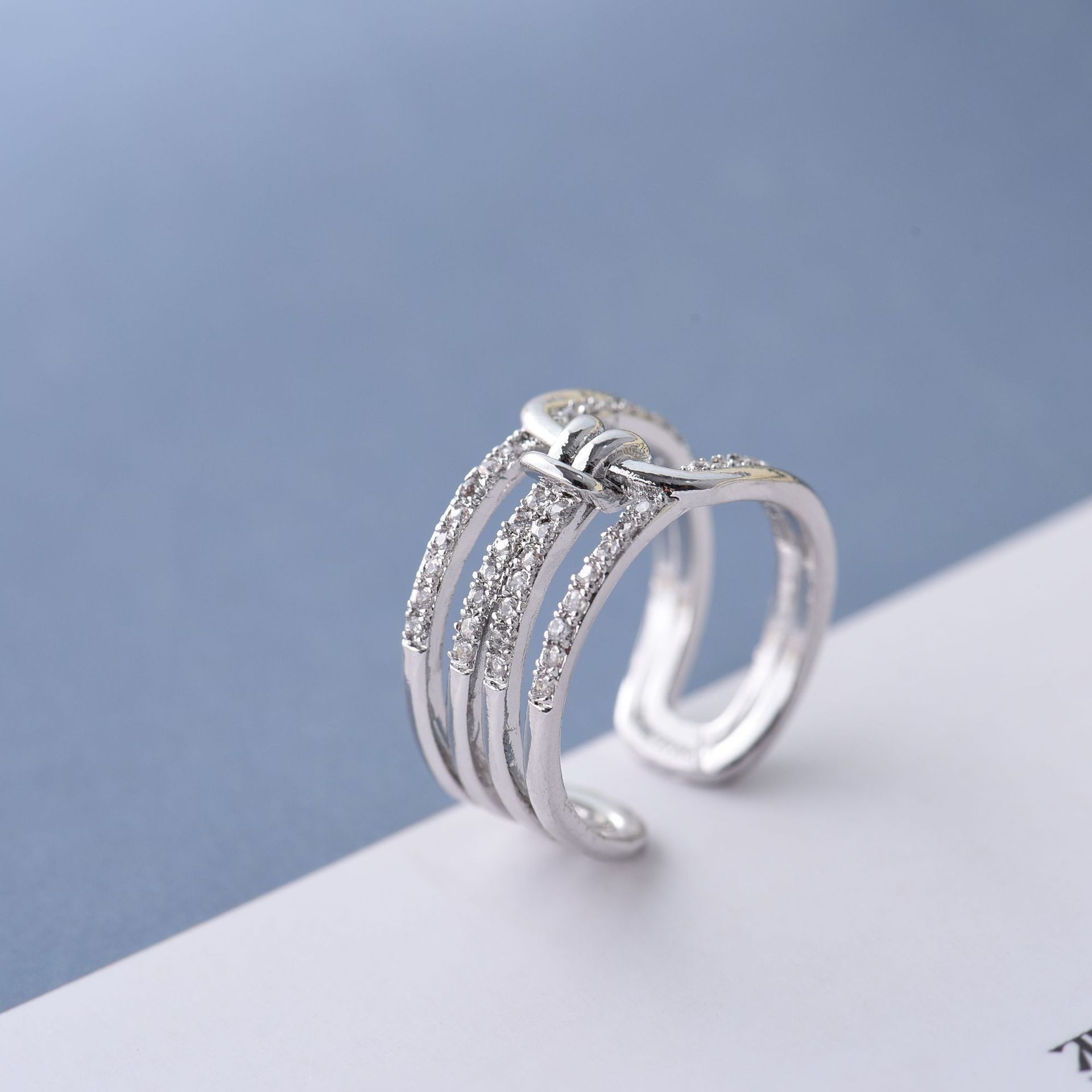 潮流个性开口戒指 网红同款个性关节食指戒指镶钻时尚戒指