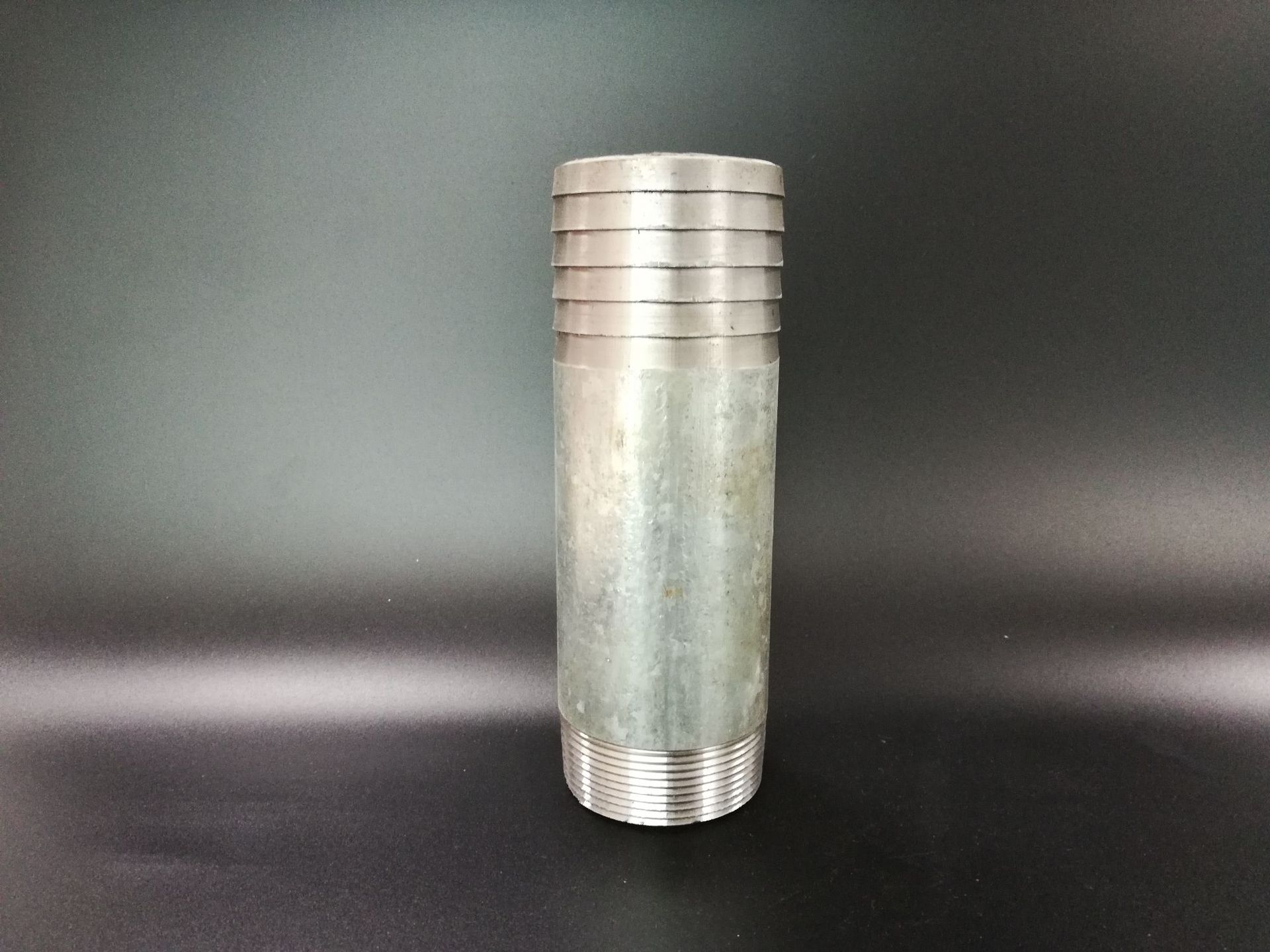 出口变径外丝kc农业灌溉管接头npt加厚碳钢快速螺纹倒刺接头